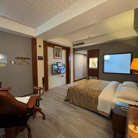 Hua Xiang Motel - Da Chang Kaohsiung Eksteriør bilde