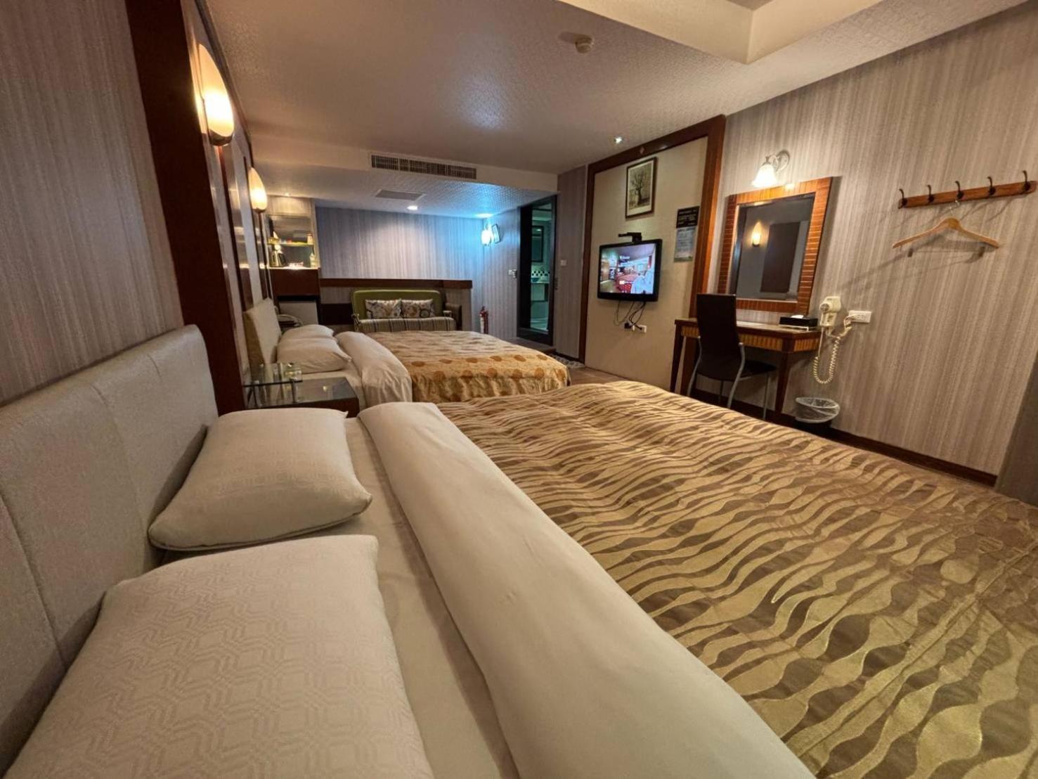 Hua Xiang Motel - Da Chang Kaohsiung Eksteriør bilde