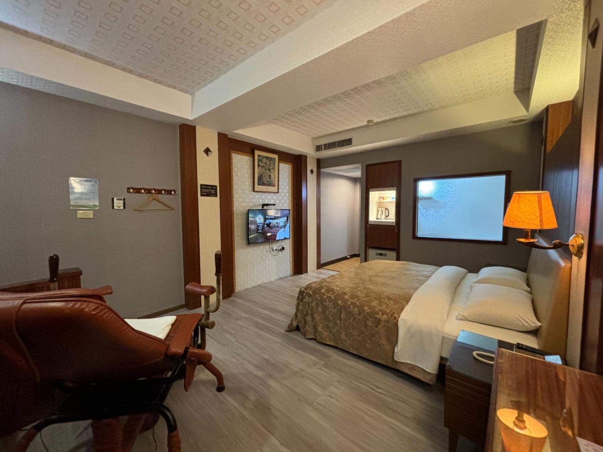 Hua Xiang Motel - Da Chang Kaohsiung Eksteriør bilde