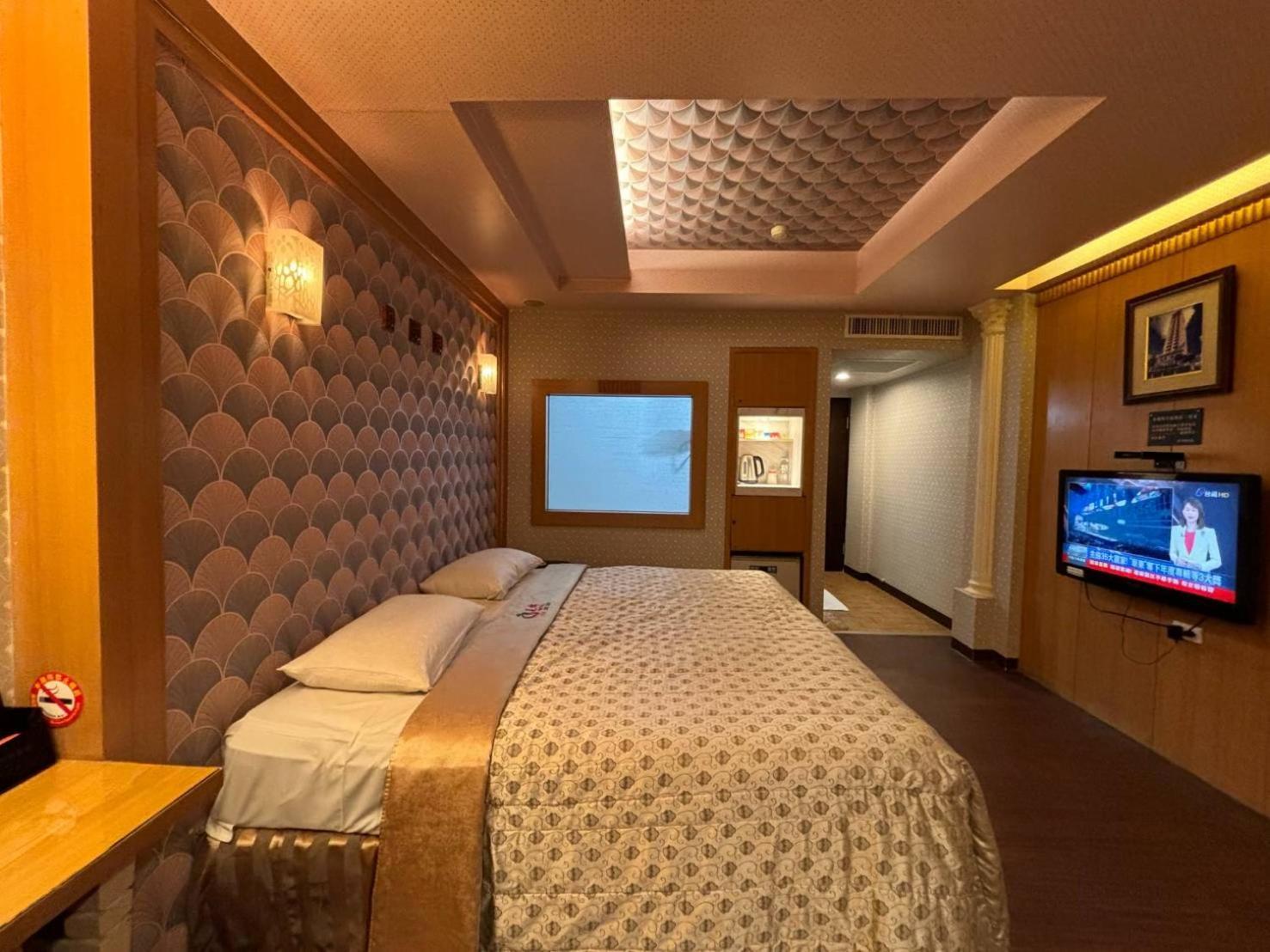Hua Xiang Motel - Da Chang Kaohsiung Eksteriør bilde