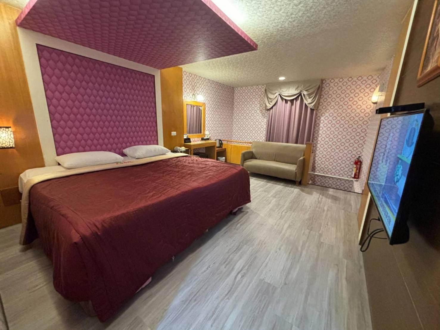 Hua Xiang Motel - Da Chang Kaohsiung Eksteriør bilde